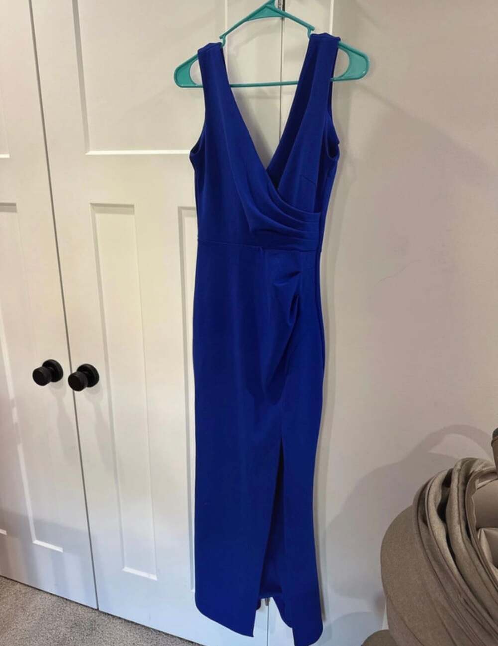 Woosea V-Neck Sleeveless Cocktail Dress Size S Blue Slit Midi